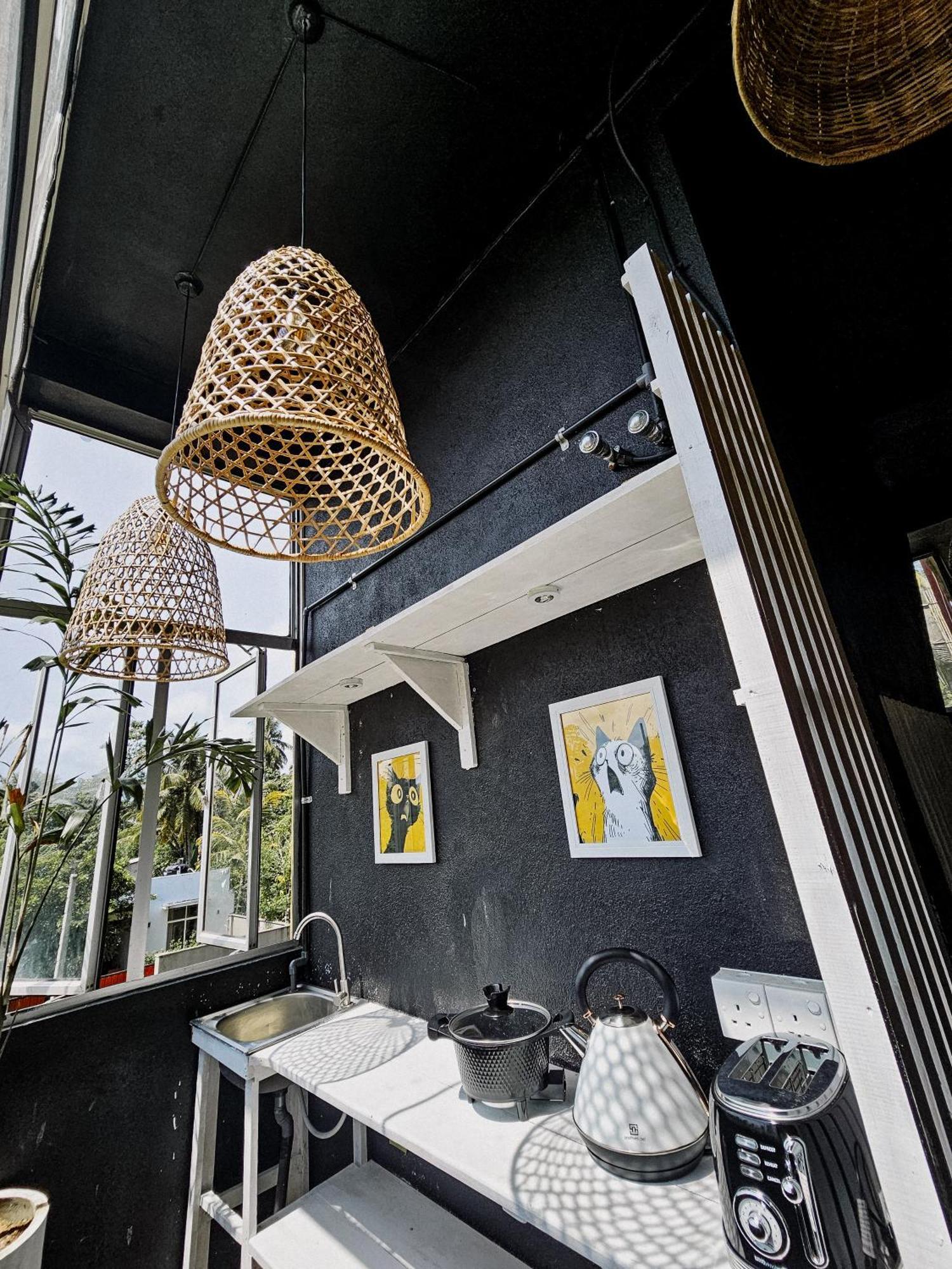 Sugar Hostel Weligama - Coliving & Coworking Extérieur photo